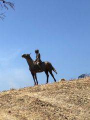 La scultura equestre del barone di Badolato 
