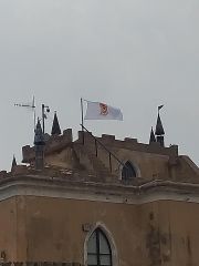 Quello stemma che sventola su castello Gallelli di Badolato