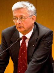 Fabrizio Antonielli d’Oulx denunciato alla Procura della Repubblica per violazione del diritto d’autore e della proprietà intellettuale