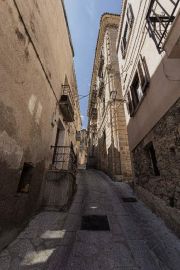 Domenica 12 Maggio: visita a Badolato, il borgo dalle pietre parlanti