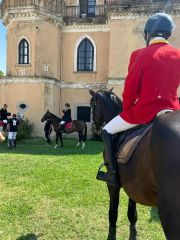 Anche il Club UNESCO di Reggio Calabria tra gli invitati alla tradizionale caccia alla volpe a cavallo 2024 organizzata dai baroni di Badolato