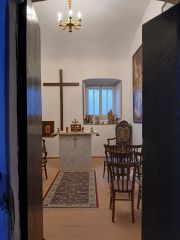 Celebrate le preghiere di rito nella cappella di Sant’Anna dei Parafrenieri a castello Gallelli di Badolato