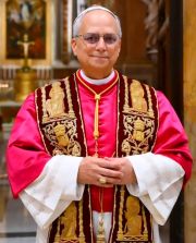 Leone XIV è il nuovo Papa: pace per il mondo, disarmata e umile