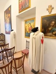 Grande successo di pubblico per la mostra “Al servizio di Sua Santità” a Castello Gallelli di Badolato