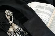 Si è tenuta ieri a Roma la prima udienza sul caso di frode processuale che ha colpito l’avv. Vincenzo Cicino