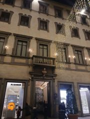 Notte di Giovani Eleganze: la Festa da Ballo che ha Illuminato Palazzo Corsi